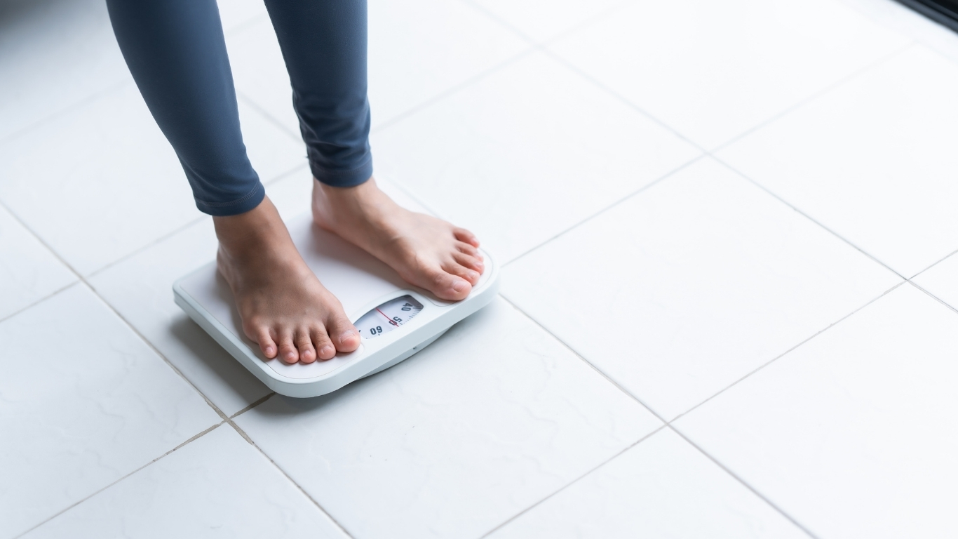 Alissa Meisel representing health and vitality for women over 40